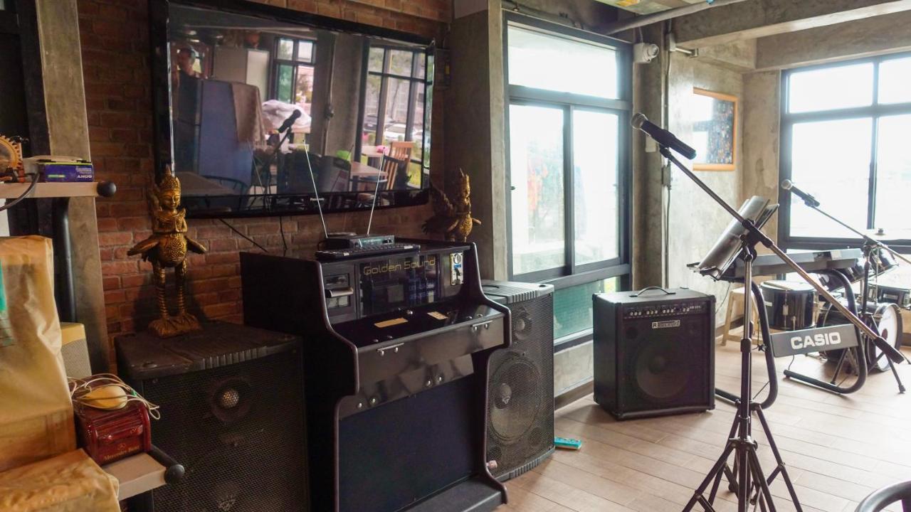 Today Tonight 방콕 외부 사진